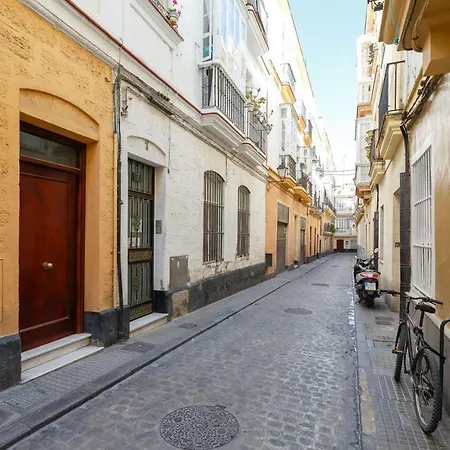 Puertas De Rosario Cepeda Apartamento Cádis